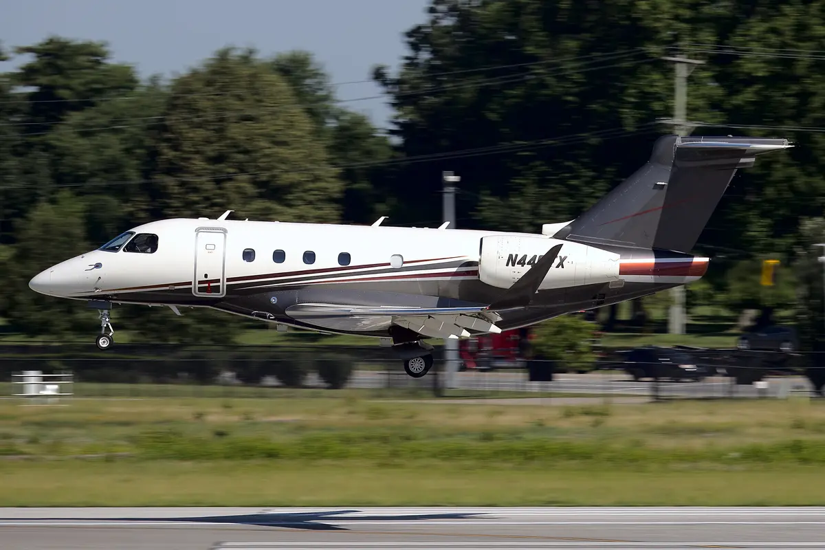 Embraer Praetor 500 private jet exterior