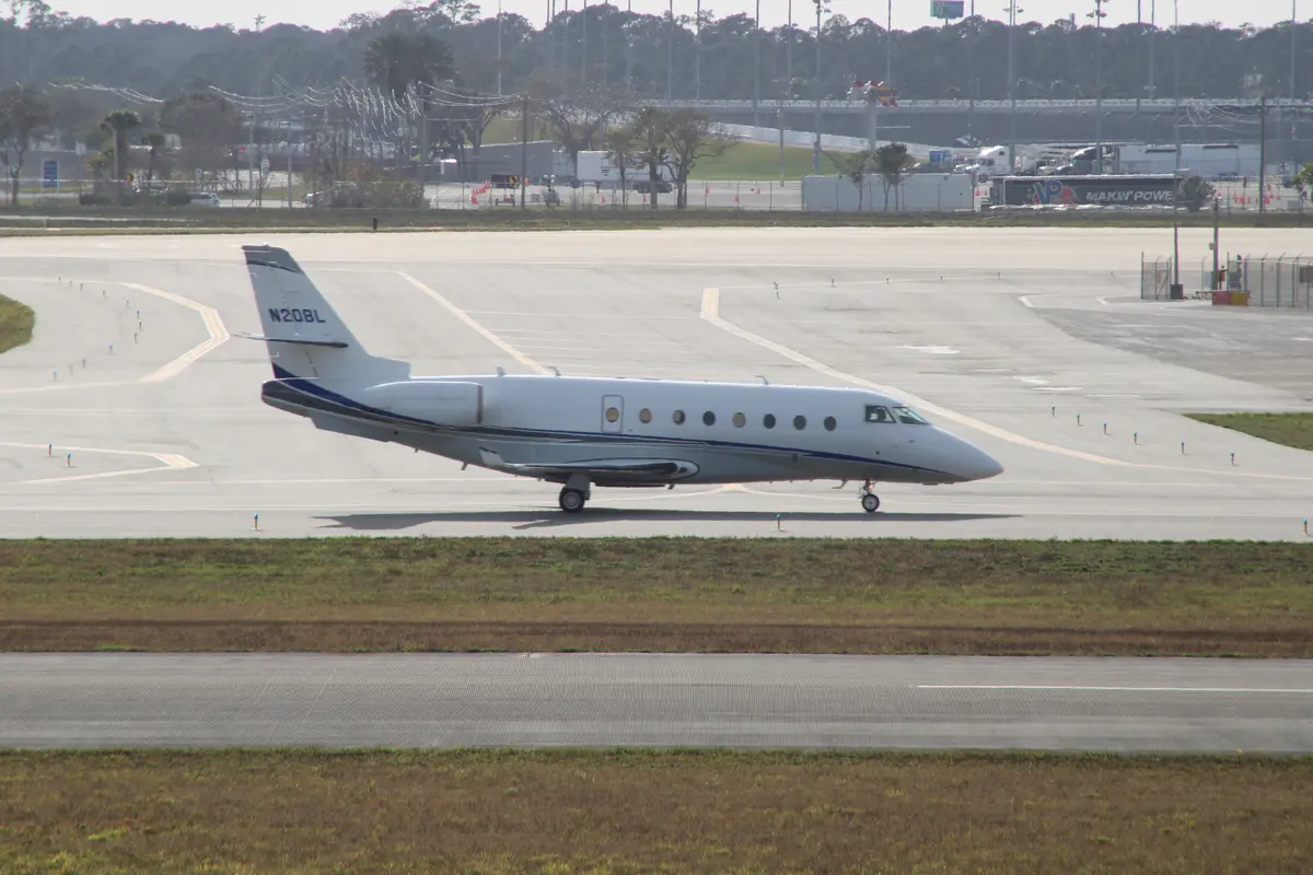 Gulfstream G200 / Galaxy private jet exterior