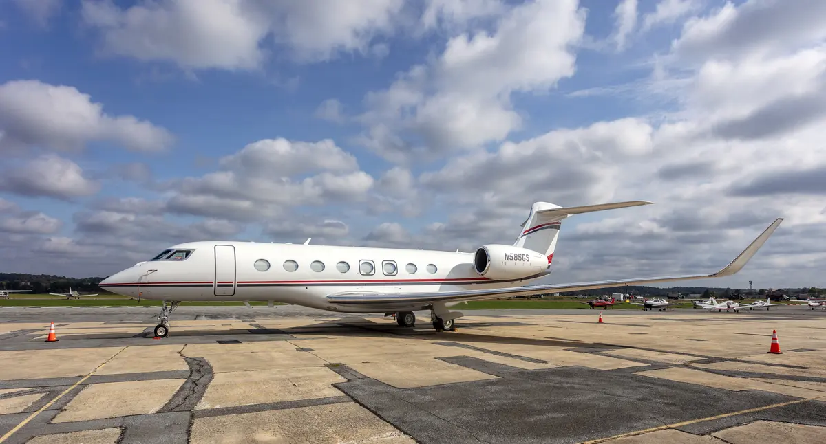 Gulfstream G650ER private jet exterior
